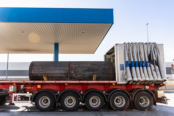 Logistica siderurgica: forza e precisione per lingotti e tondoni