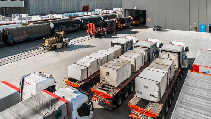 Trasporto e movimentazione del marmo: esperienza e affidabilità